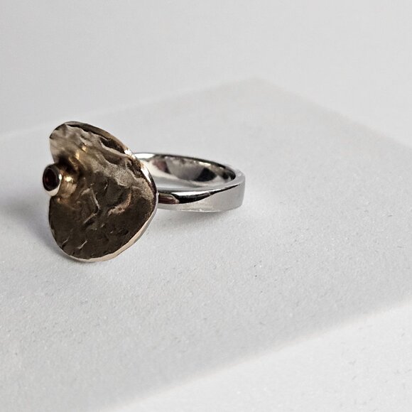 925 Sterling Silver Ring Cupped Disc w/ Garnet, 18K Gold Plated & Rhodium Finish - Picture 14 of 16